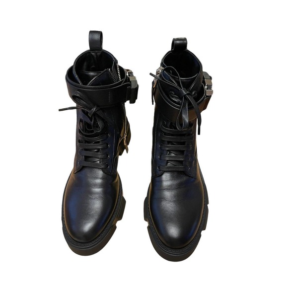 NEW Givenchy Terra 4G Buckle Combat Boot Women Size 10B Lug Sole Black Leather - Picture 4 of 14
